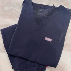 Dark Grey Fig Scrub Set